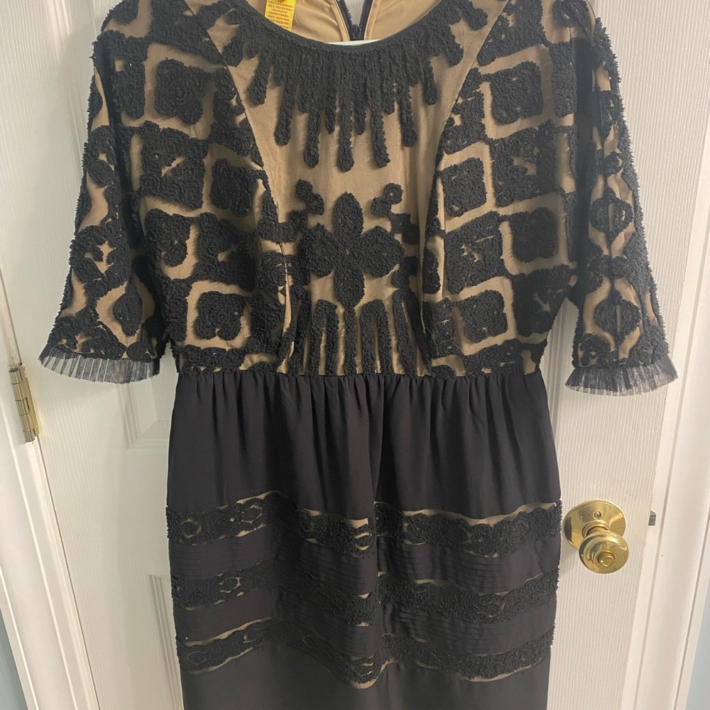 Catherine Malandrino Black and Beige Lace-Textured Midi Dress